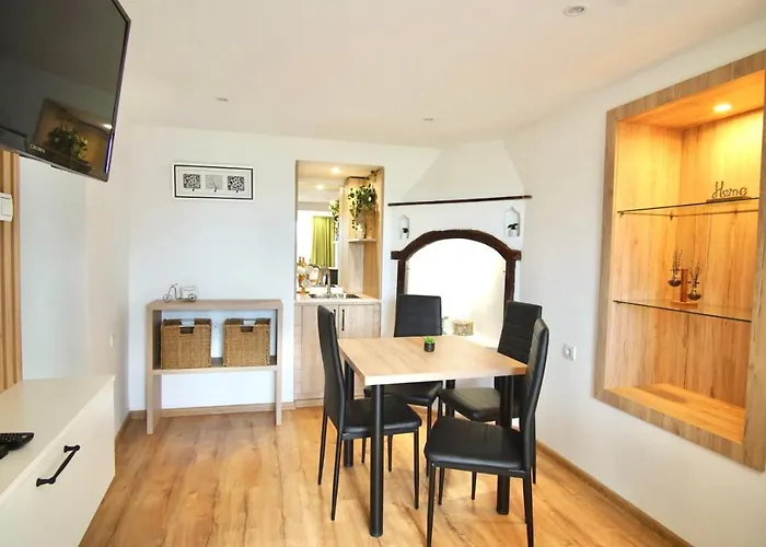 Tsarevets Panoramic Apartment *